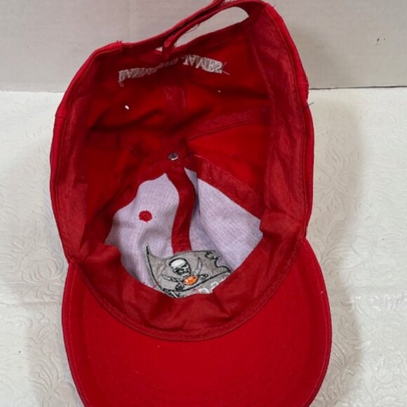 Tampa Bay Buccaneers #GoBucs Red Embroidered Baseball Cap Hat - Picture 6 of 9